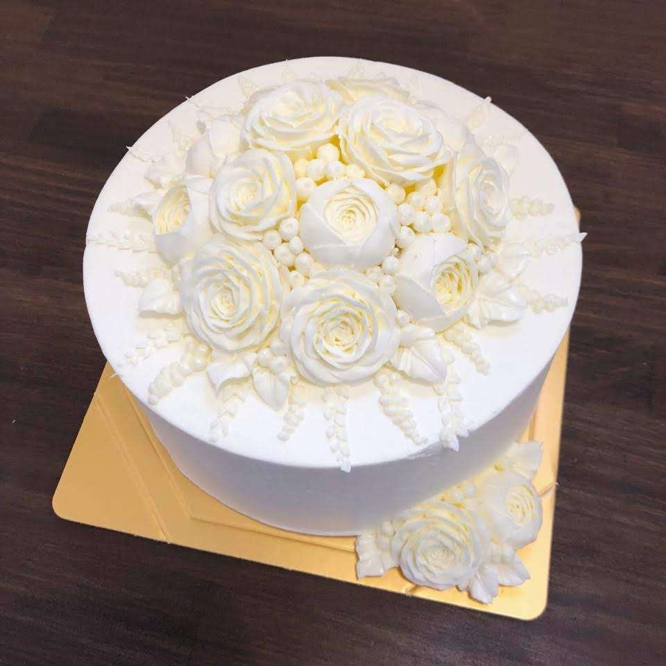 バタークリームケーキ好きな人集まれ