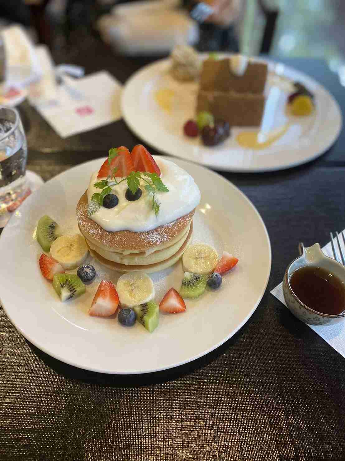 【画像】カフェでの一枚を見せてください☕📷️