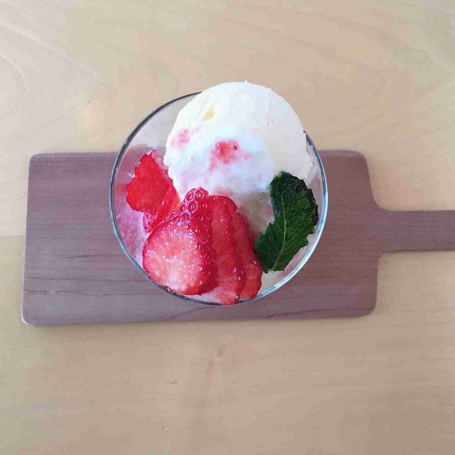 【画像】カフェでの一枚を見せてください☕📷️