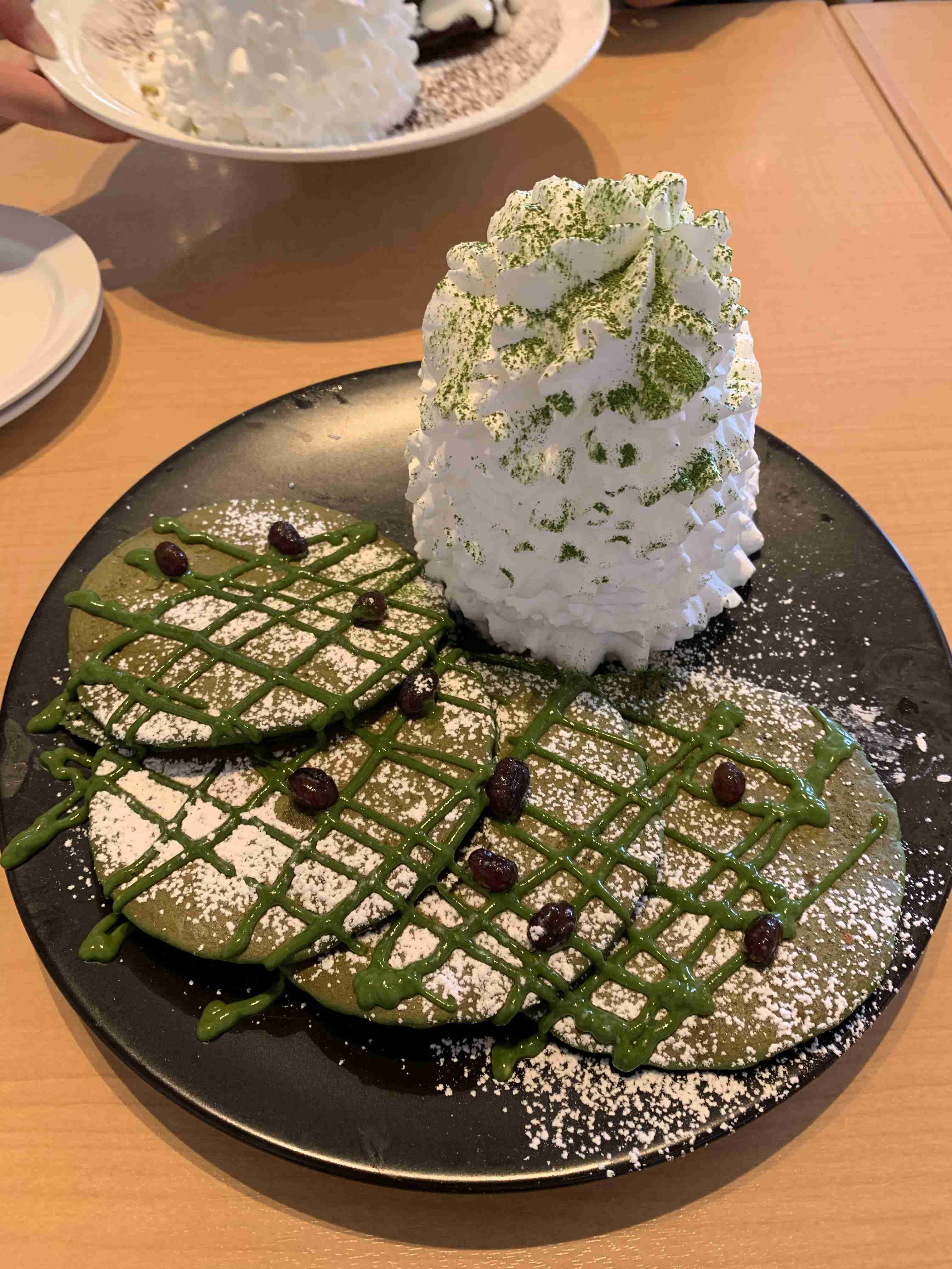 【画像】カフェでの一枚を見せてください☕📷️