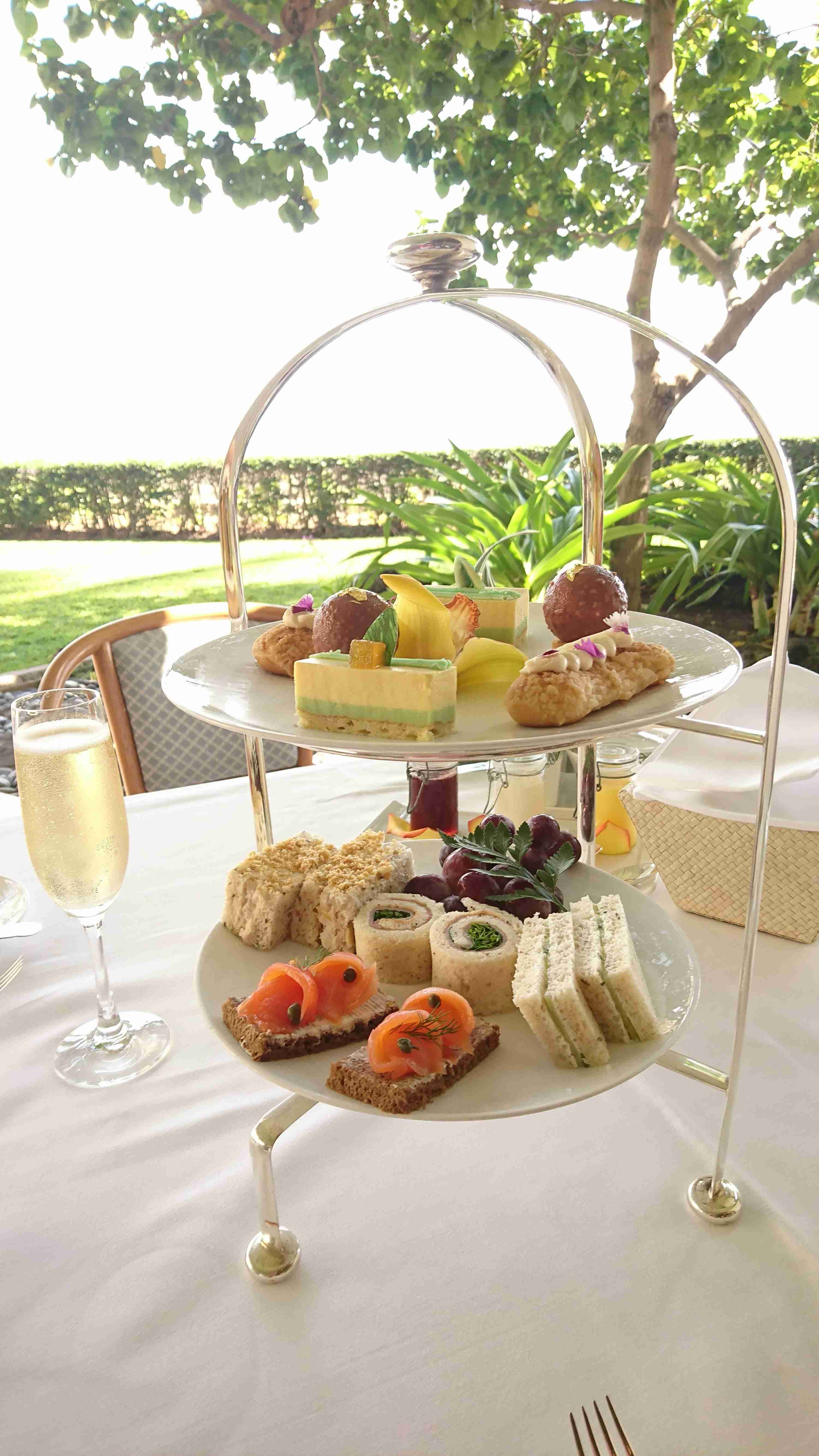 【画像】カフェでの一枚を見せてください☕📷️