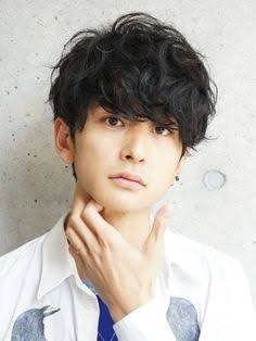 あいみょん、髪バッサリでネット騒然 ショートボブに大胆イメチェン