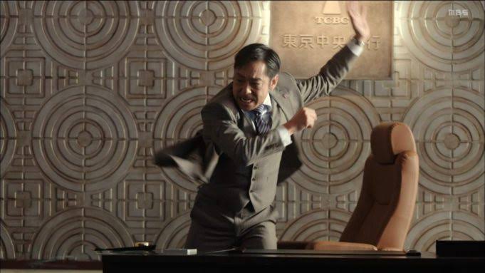 受話器持ってる画像