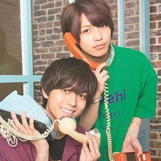 受話器持ってる画像