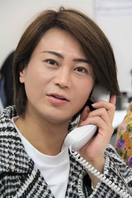 受話器持ってる画像