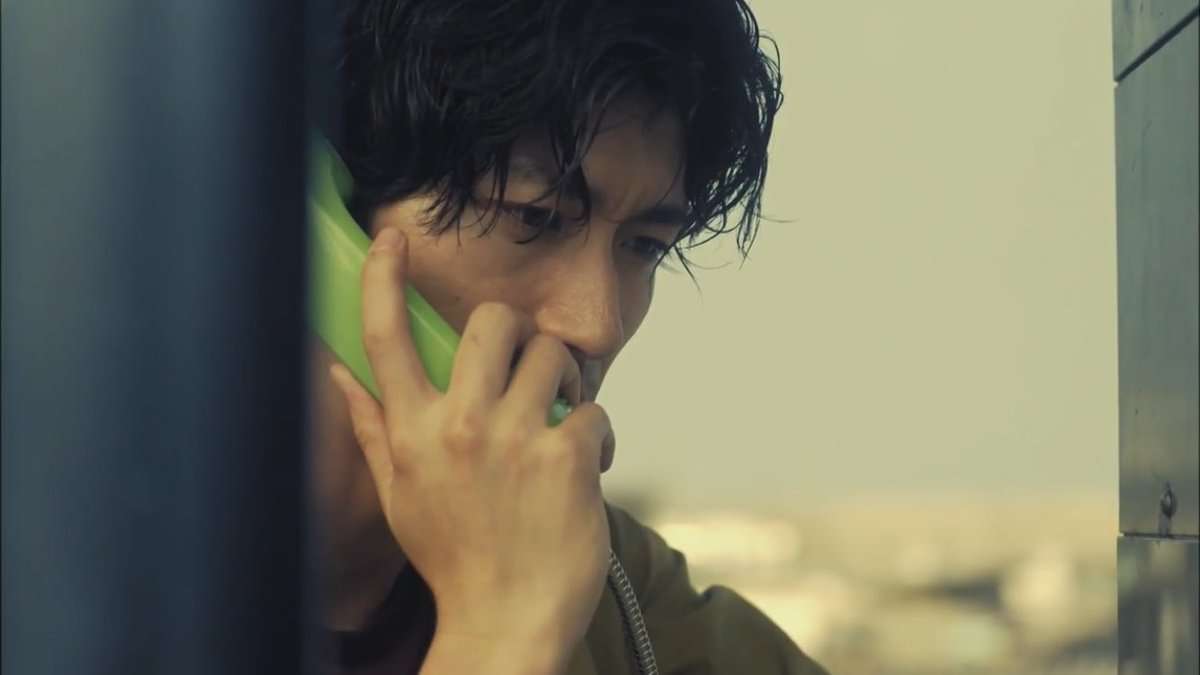 受話器持ってる画像