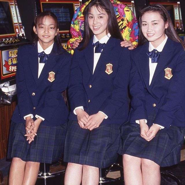 おでこが狭くて目の位置が高い人!