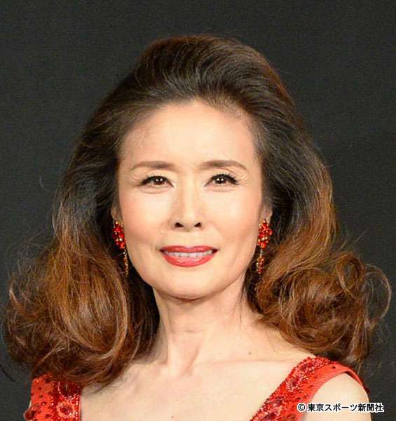小柳ルミ子、「鏡見てビックリ」の“寝起きヘア” 「新しいファッションかと」驚きの声