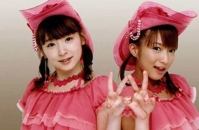 加護亜依、19年ぶり三人祭のコスプレ披露「やばい感激です」「最高すぎる」