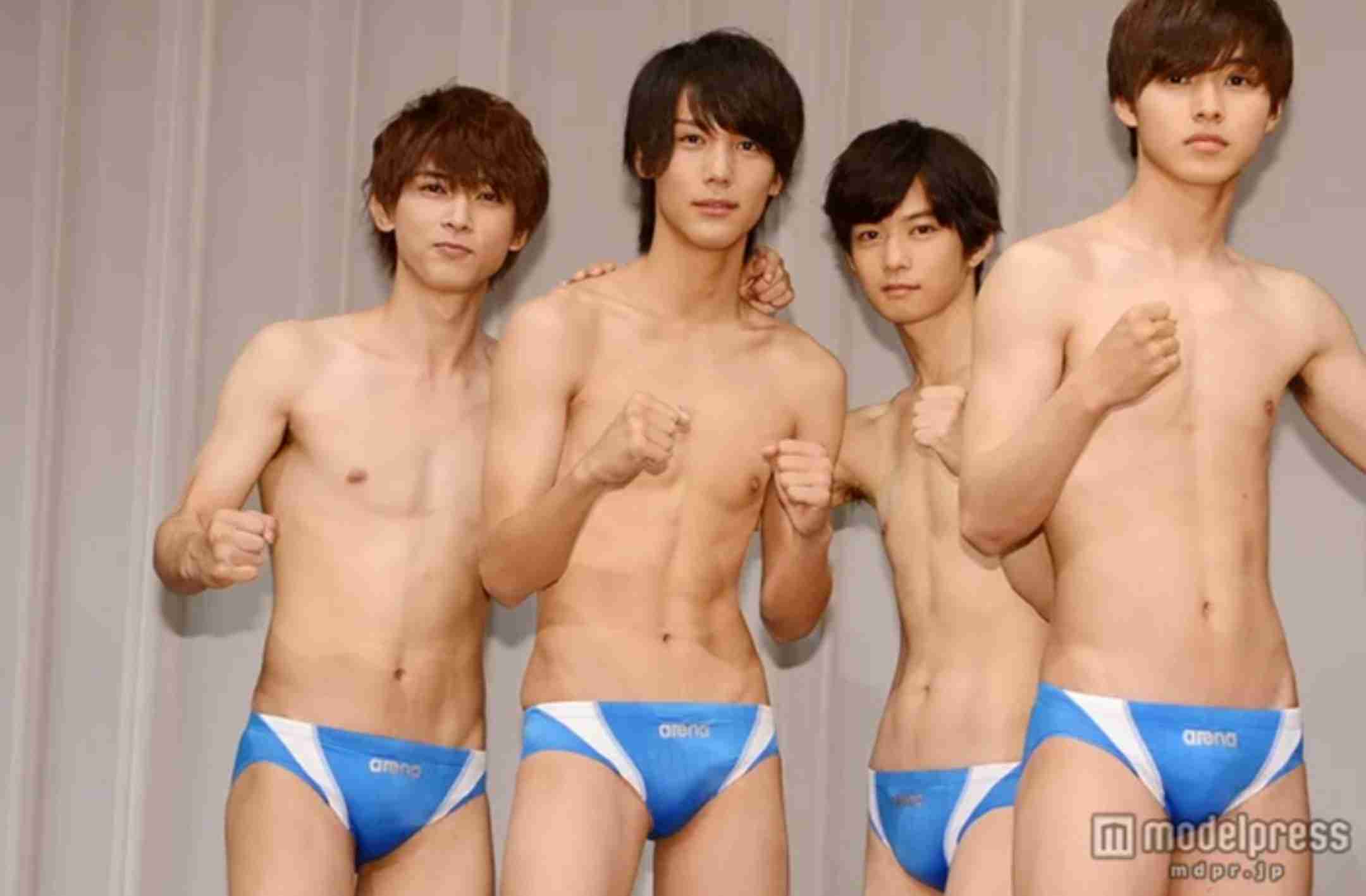 福士蒼汰、鍛え上げられた上半身披露、ファン歓喜「バキバキ」「直視できません」