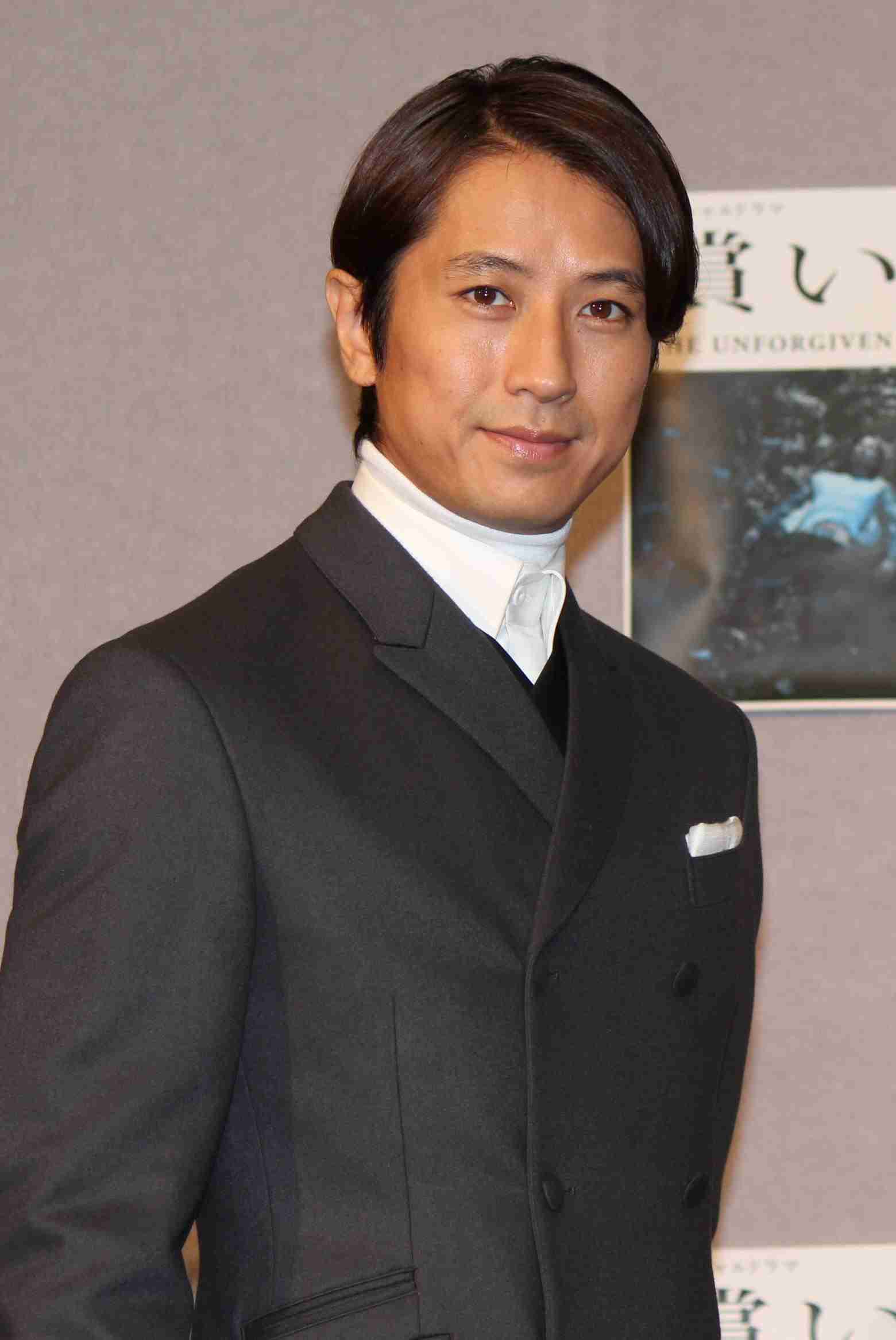 村岡万由子 長谷川亮太