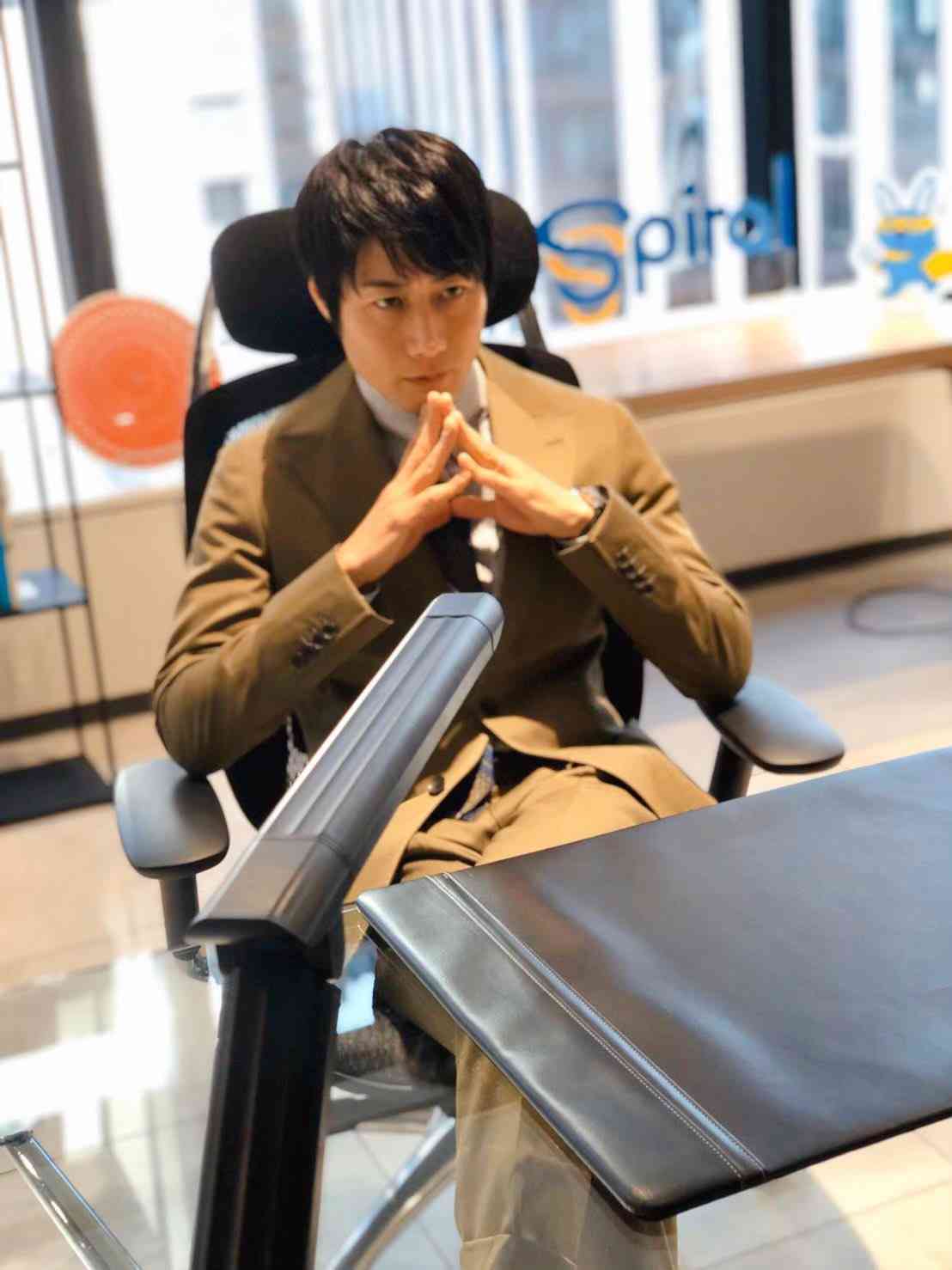 【衝撃】女子が結婚したい半沢直樹の登場人物ランキング発表 / 5位はジョン・ハワードに決定