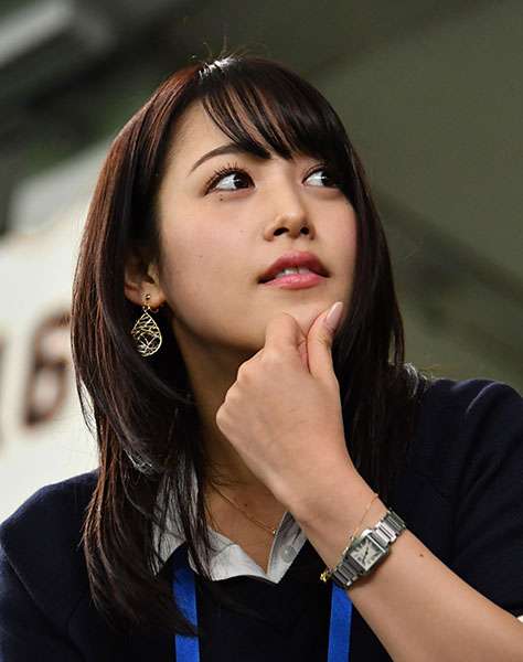 鷲見玲奈アナ、元恋人が明かす「出会い系サイトで知り合った」