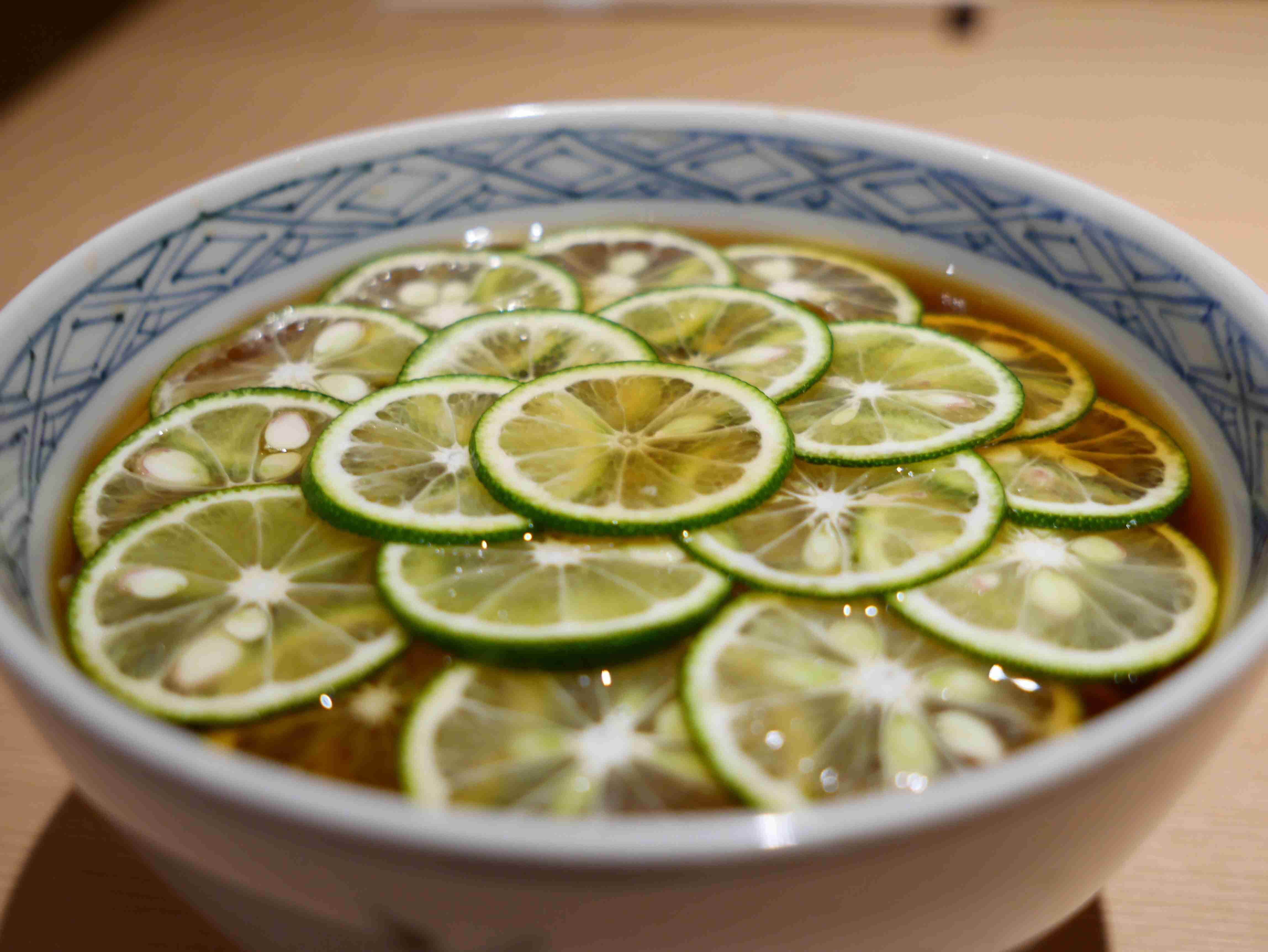 食べ方が未だによく分からない食べ物