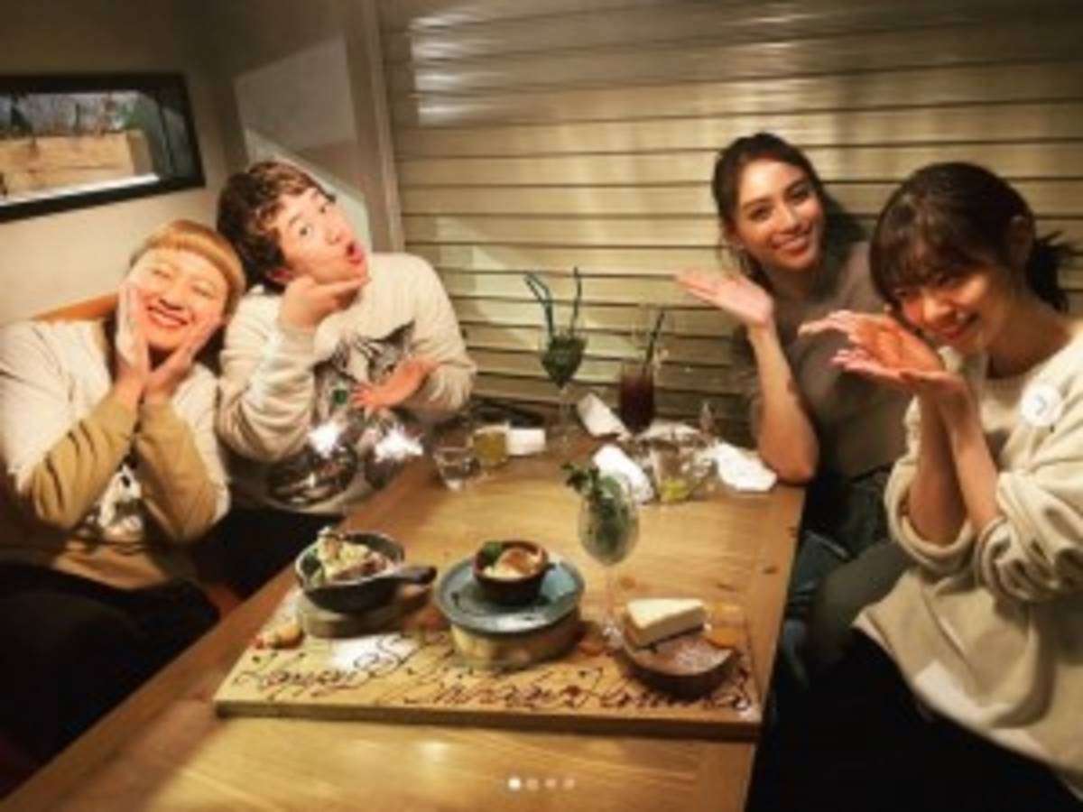 西野七瀬、近藤春菜と“女子2人旅” 旅先で夫婦に間違えられる