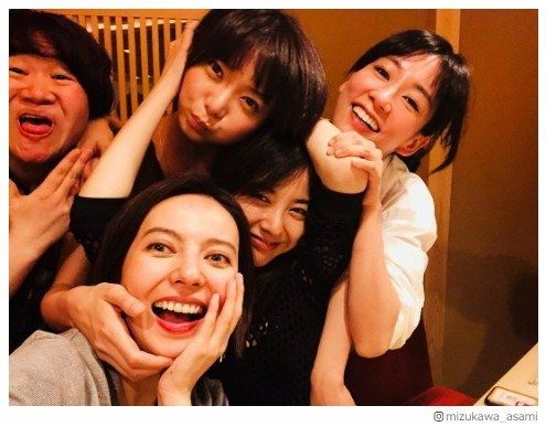 西野七瀬、近藤春菜と“女子2人旅” 旅先で夫婦に間違えられる
