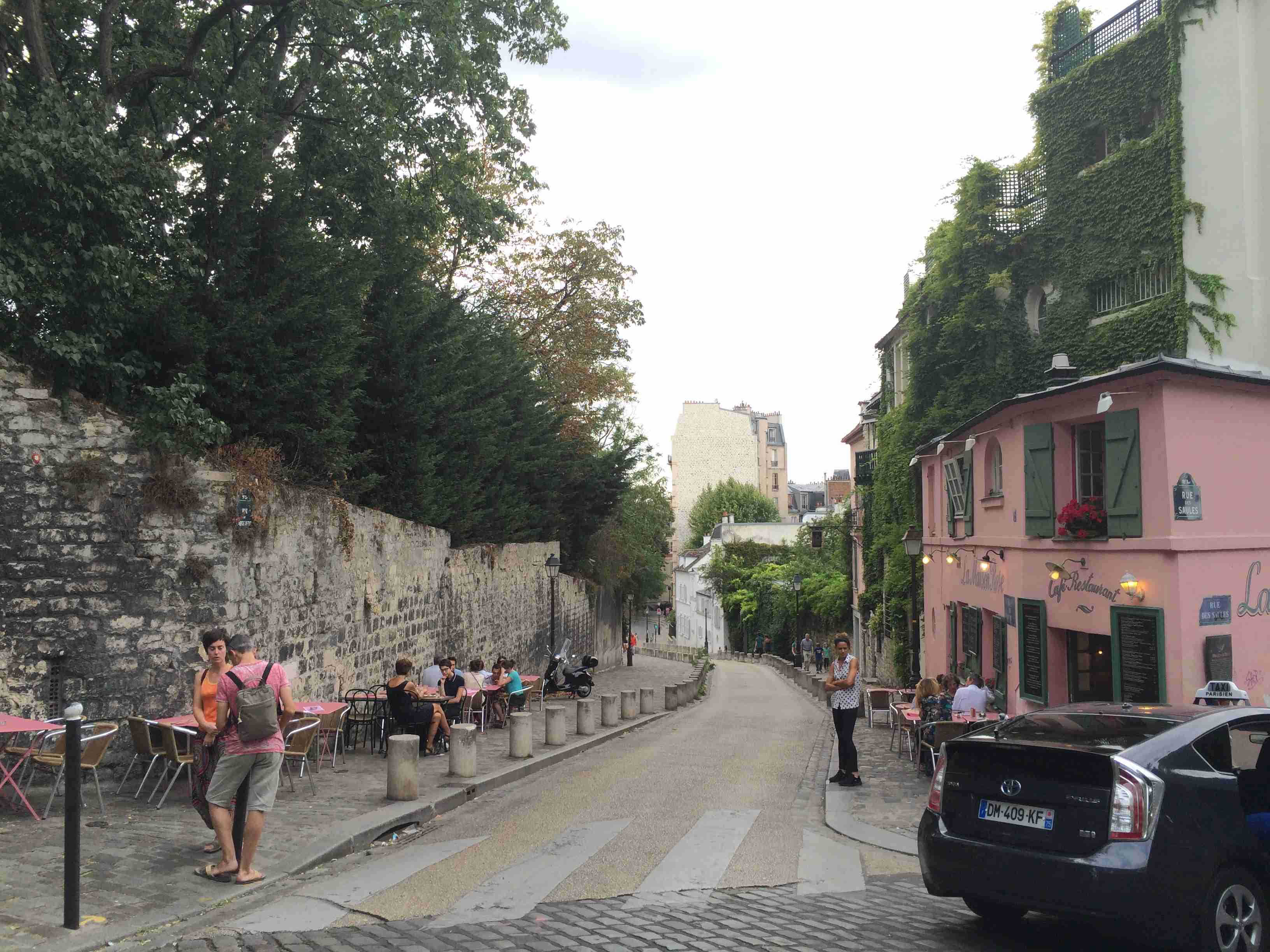 外国の街並みの写真を見て旅行気分を味わうトピ