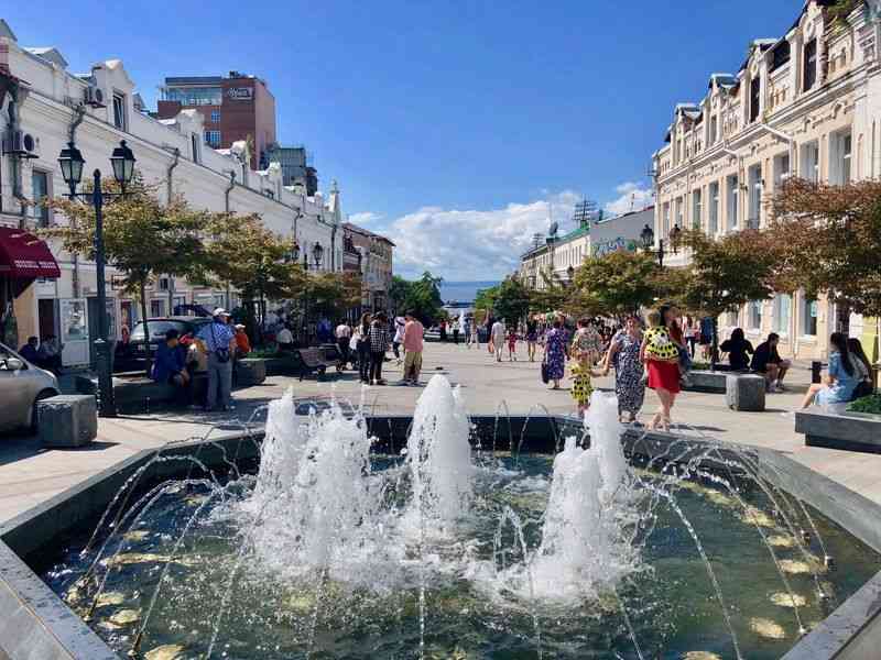 外国の街並みの写真を見て旅行気分を味わうトピ