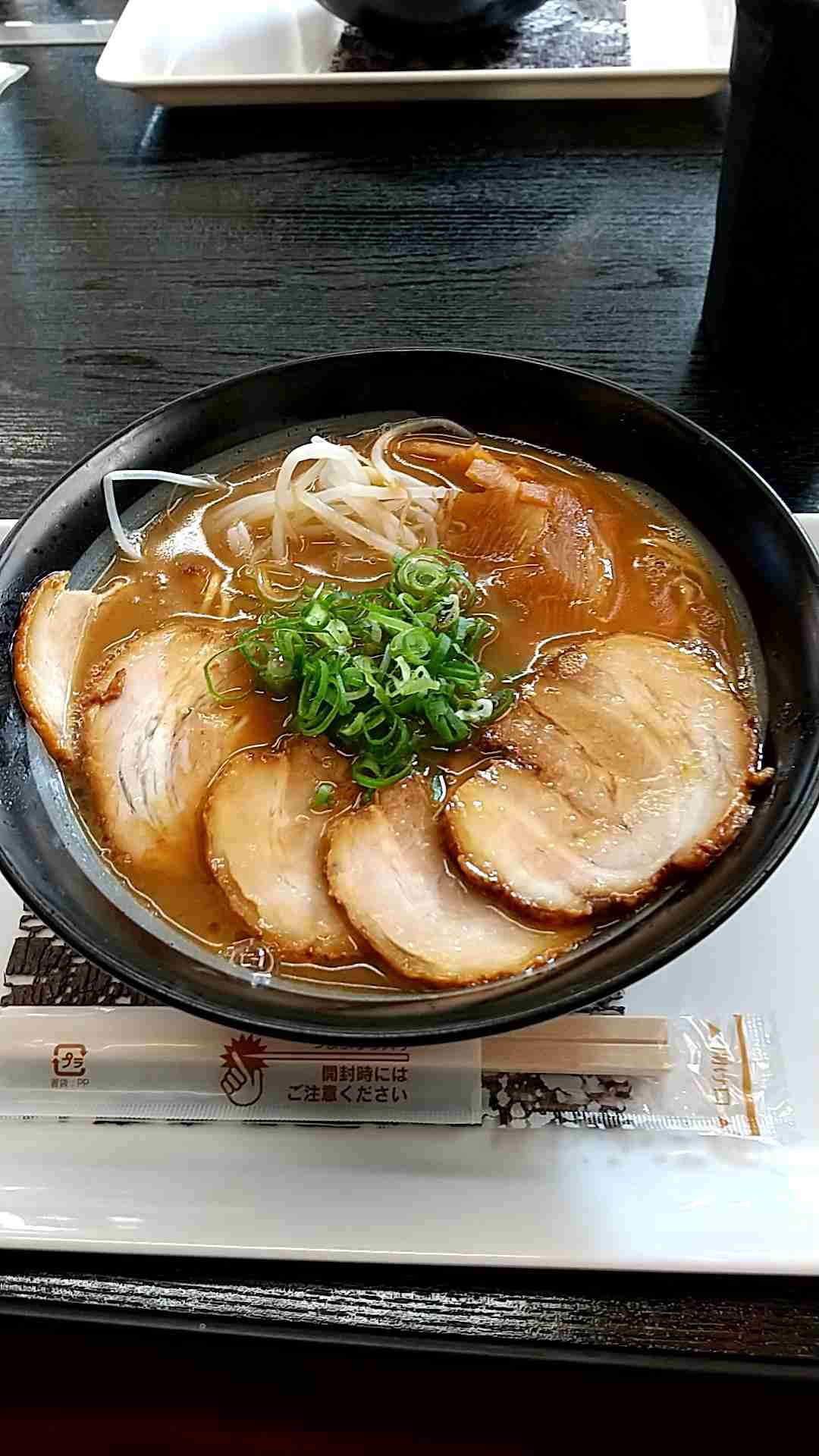 どうして夜中に食べるラーメンは美味しいのでしょうか？