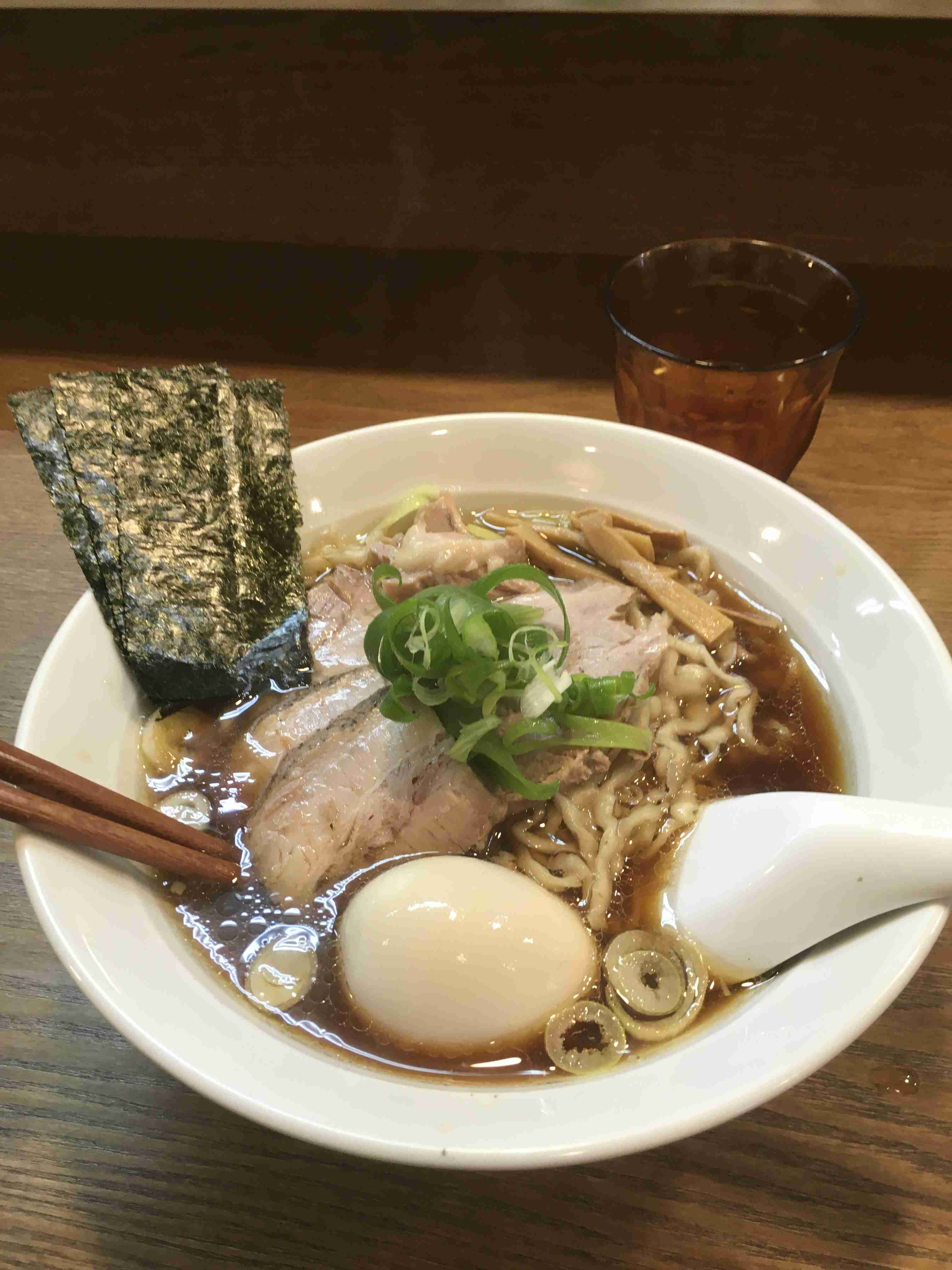 どうして夜中に食べるラーメンは美味しいのでしょうか？