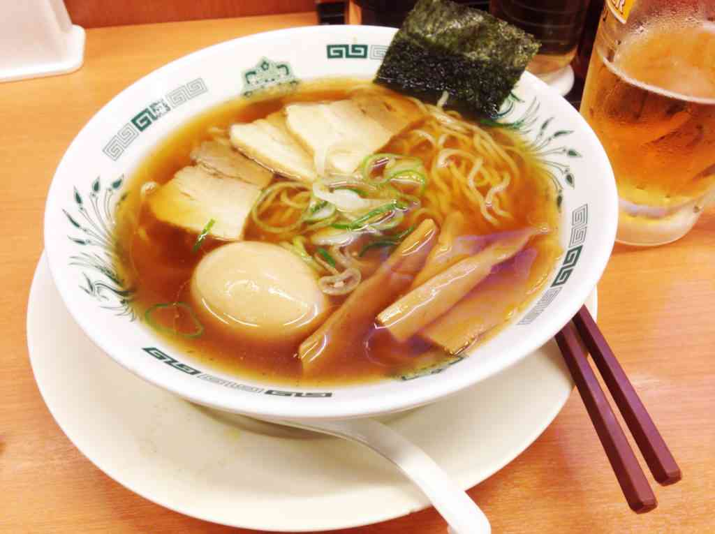 どうして夜中に食べるラーメンは美味しいのでしょうか？