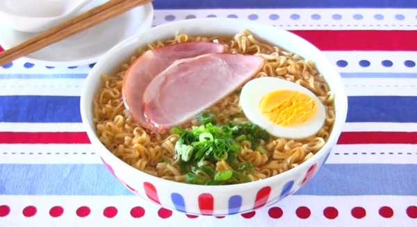 どうして夜中に食べるラーメンは美味しいのでしょうか？