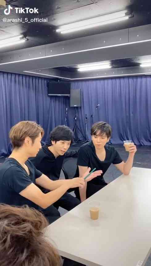嵐・松本潤、インスタグラム投稿で「性格悪すぎ」?二宮和也主演映画『浅田家』めぐりファン大荒れ