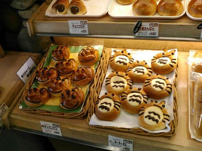 無断でアンパンマンの人形焼きを販売した疑いで書類送検 コロナで仕事なく移動販売