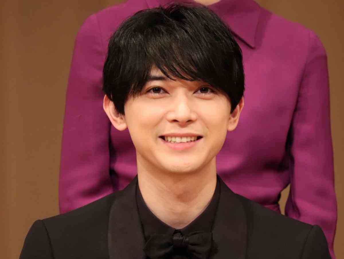 吉沢亮主演、映画『AWAKE』初の予告映像解禁 “最強”の将棋ソフトでライバルと対峙