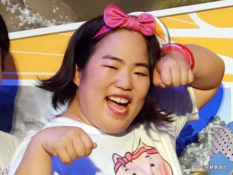 ゆりやんレトリィバァ、憧れの美女に変身 田中みな実の写真集表紙になりきり
