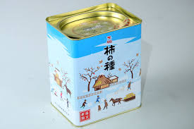 可愛いお菓子の缶を貼るトピ