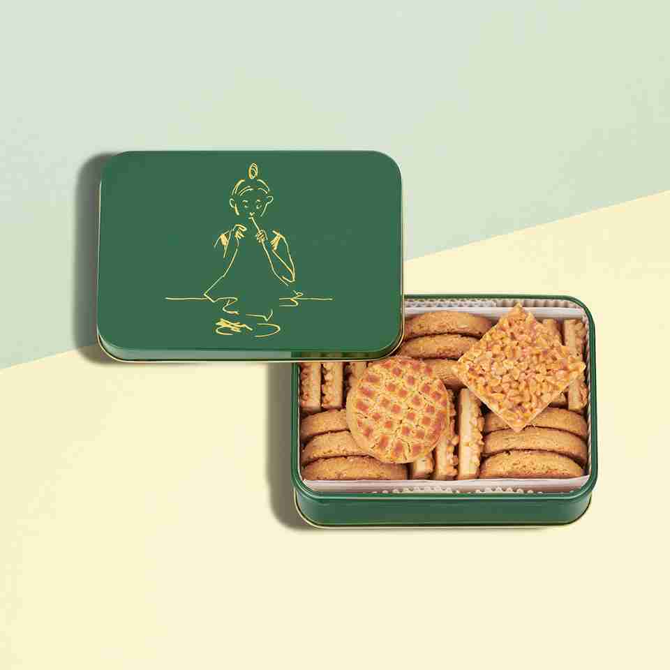 可愛いお菓子の缶を貼るトピ