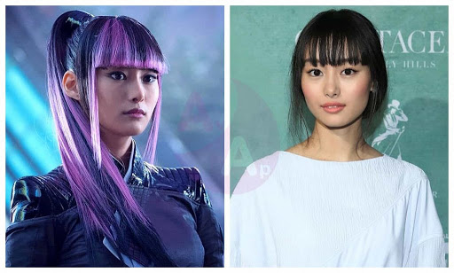 忽那汐里、雰囲気一変のクール＆スタイリッシュなショットが「女神」「銀髪すてき」と話題に