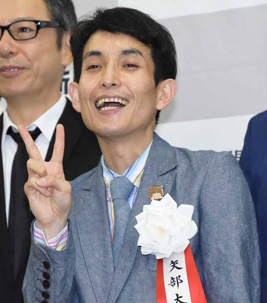 自分に似てる画像を貼って女子会に参加するトピ
