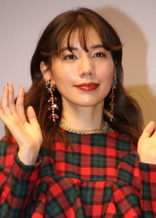 自分に似てる画像を貼って女子会に参加するトピ