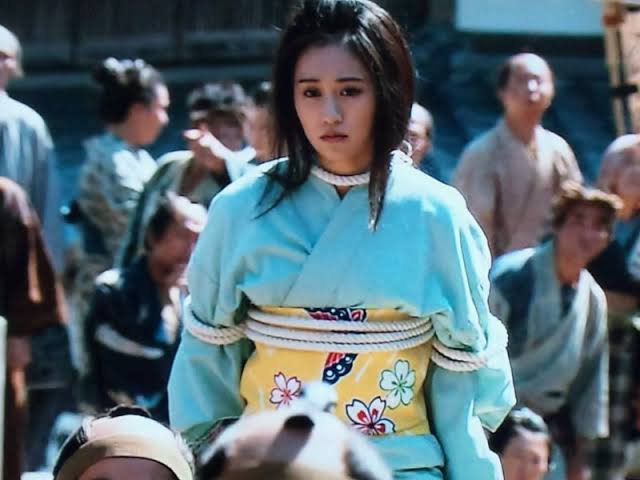 「女優の仕事のオファーがない」…前田敦子の苦境、