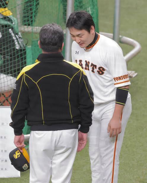 巨人、ソフトバンクの“真っ直ぐ”が打てない衝撃 「リアルにロッテより弱い」の声も…