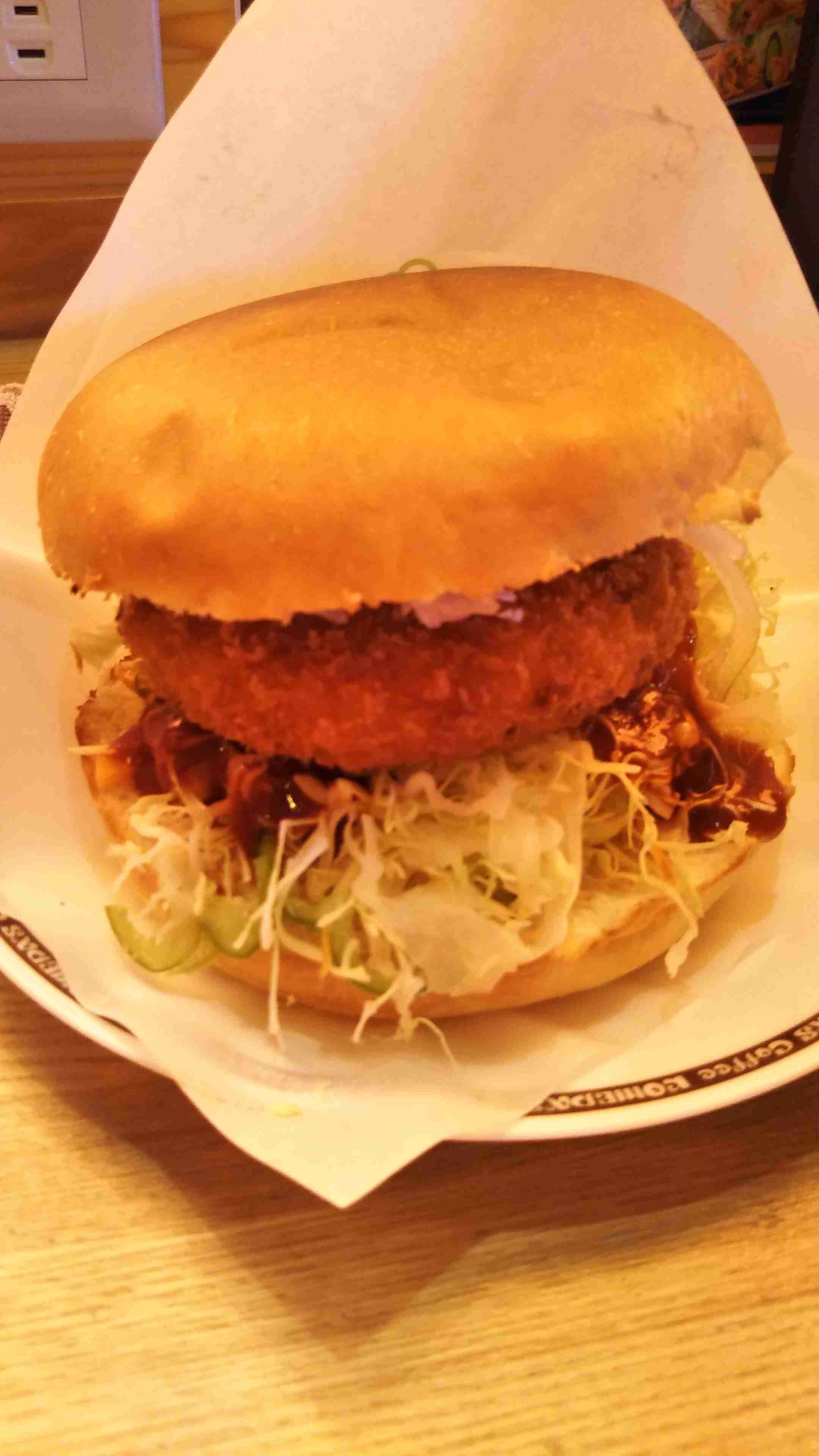 【コメダ珈琲店】冬のシロノワールが登場♪小豆好きにはたまらない「小倉ノワール」
