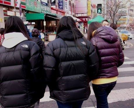米「ザ・ノース・フェイス」親会社が「シュプリーム」を買収