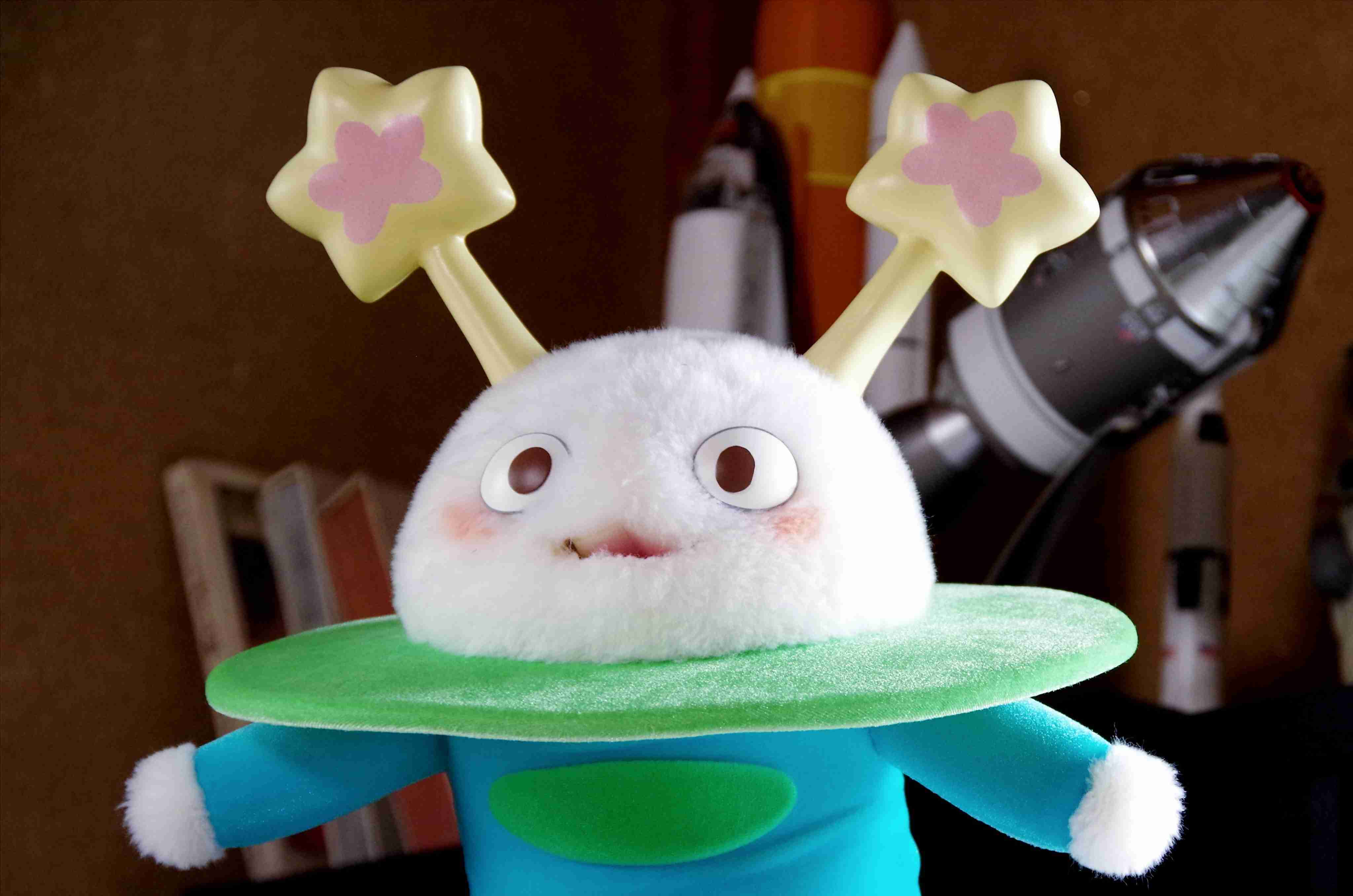 大人だけど子供向けの教育番組や動画を観てる人。