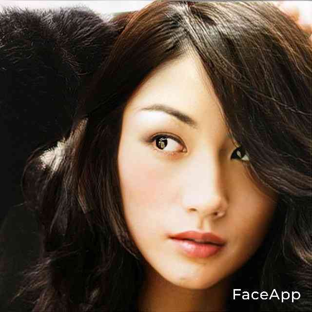 アプリで芸能人を性転換させてみるトピpart２