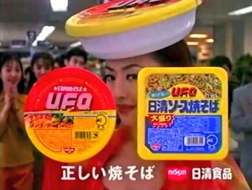 小泉里子が再婚と妊娠を報告「30代最後に慌ただしく、人生の転機がやってきました」