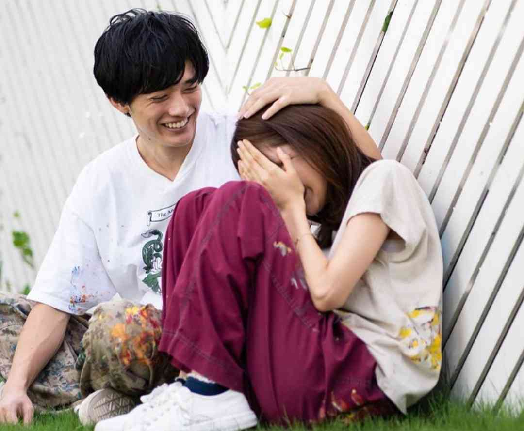 ミスチル桜井和寿の長男・kaito、プラダの全身ショット「佐藤健に見えました」「破壊力ありすぎます」