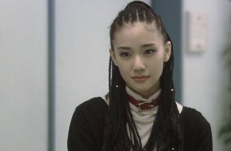 濃いメイクが似合う女優さん