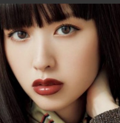 濃いメイクが似合う女優さん