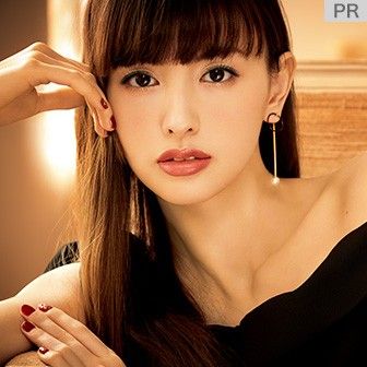 濃いメイクが似合う女優さん