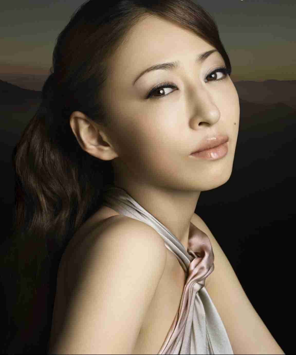 濃いメイクが似合う女優さん