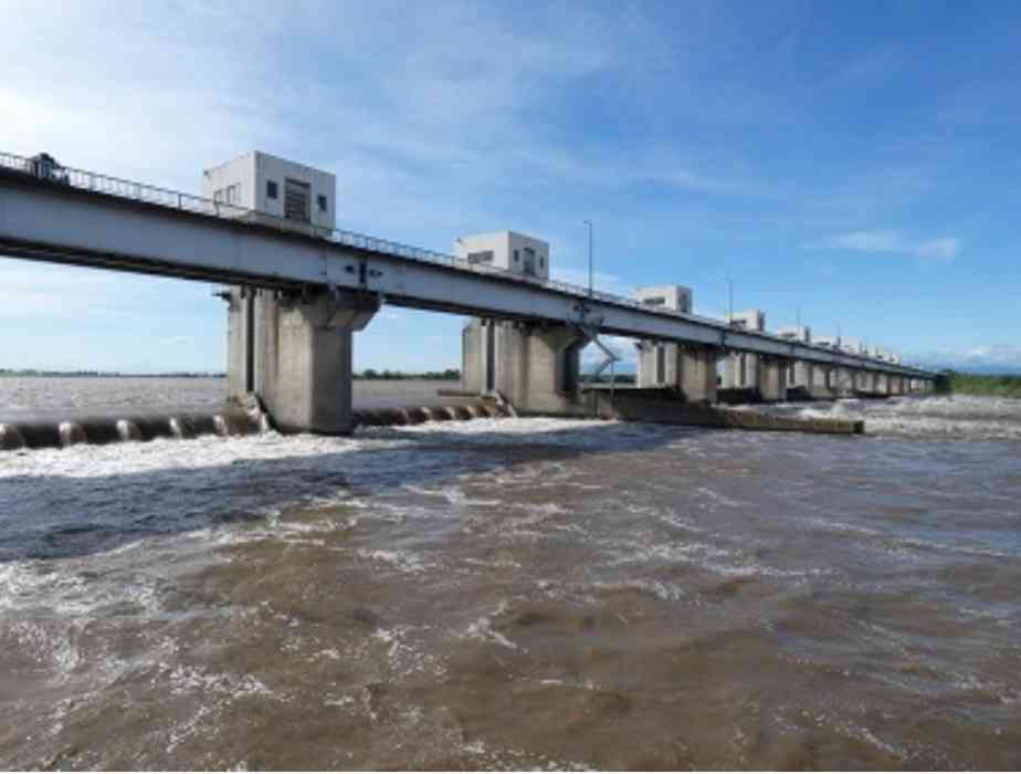 飲食店の支払いで