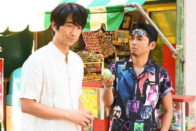 ガチャガチャにはまる大人たち 巨大店続々、緻密さ人気