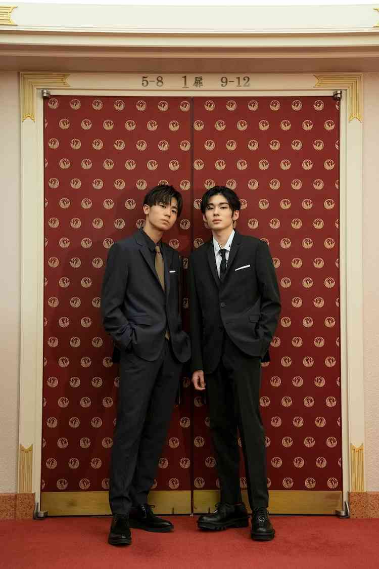 鈴木福「黒マスク×帽子」最強コーデで「かっこつけてみた」 自撮りにファンドキッ「最強説立証」